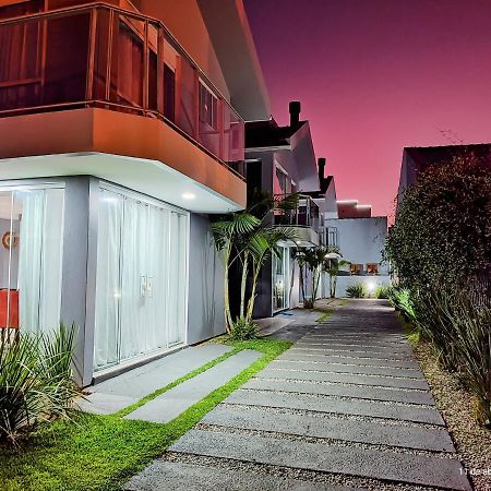 Residencial Bernardo, Meia Quadra Do Trapiche Florianopolis Exterior photo